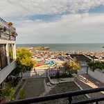 Pe Plaja Nr 9 3* 새턴