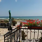 Guest house Pe Plaja Nr 9