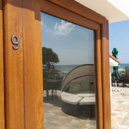 Pe Plaja Nr 9 Guest house Saturn