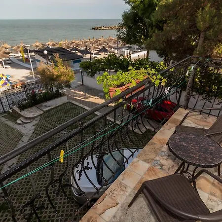 Casa de hóspedes Pe Plaja Nr 9 3*