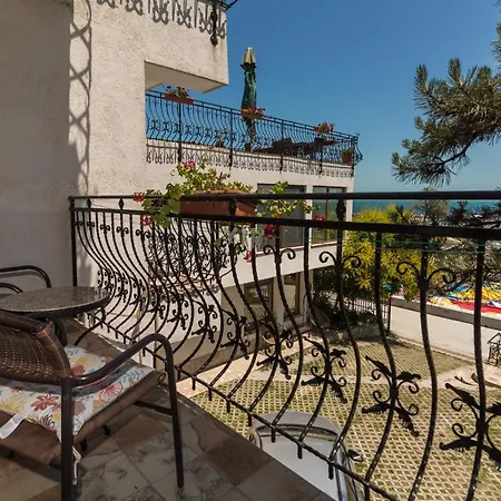 Guest house Pe Plaja Nr 9
