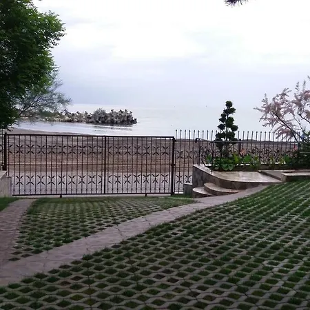 Pe Plaja Nr 9 3* Saturn