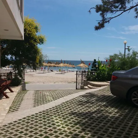 Pe Plaja Nr 9 Saturn