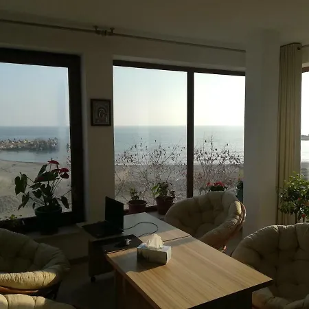 Pe Plaja Nr 9 Pensjonat Saturn