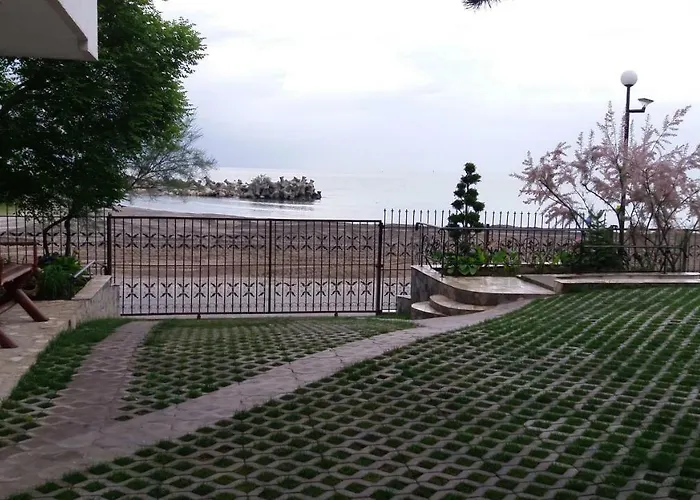 Pe Plaja Nr 9 3* Saturn