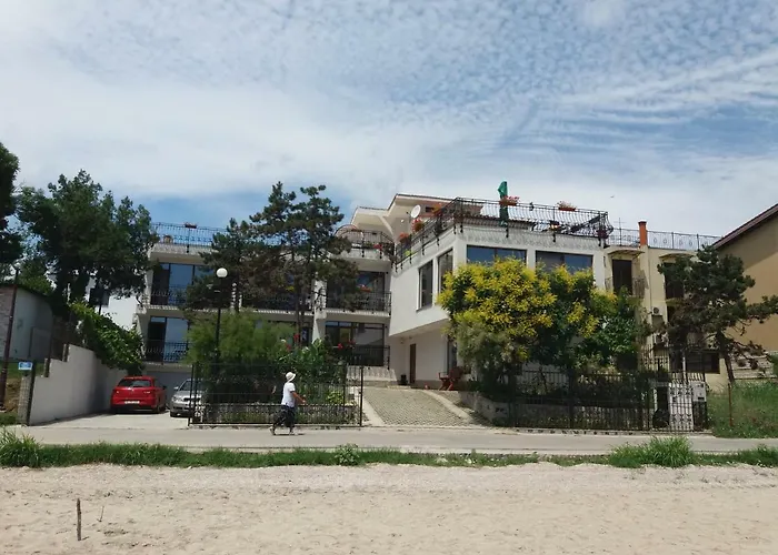 Pe Plaja Nr 9 Saturn